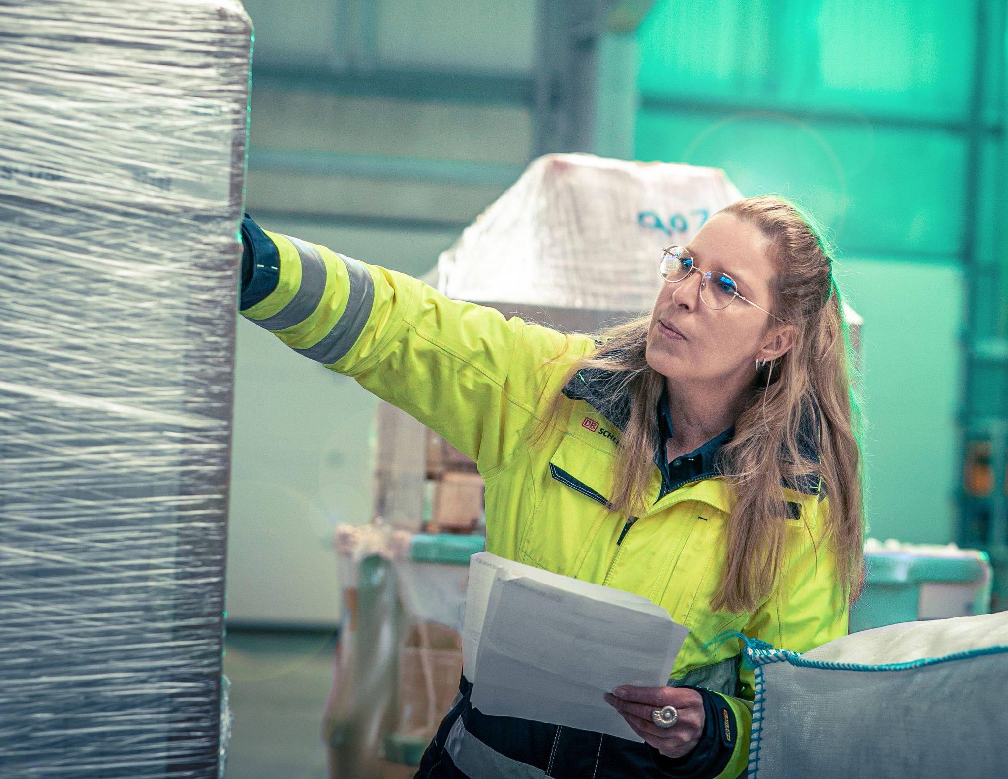 Nicole Herrmann hat mit 39 ein Praktikum bei DB Schenker in Hamburg gemacht.