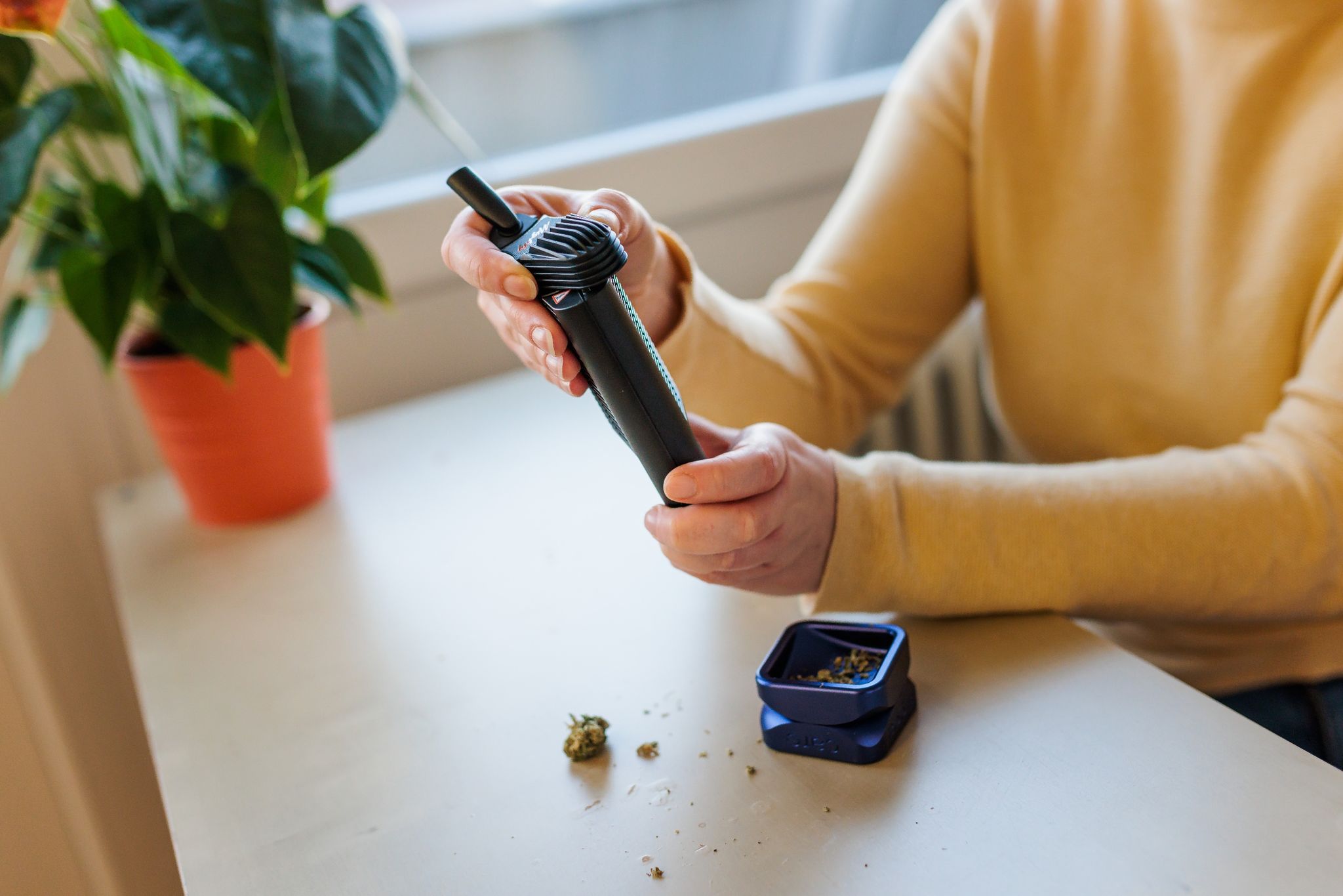 Vaporizer reduzieren Schadstoffe beim Cannabis-Konsum durch Erhitzen statt Verbrennen. (zu dpa: «Cannabis: Wie kann man etwas sicherer kiffen?»)