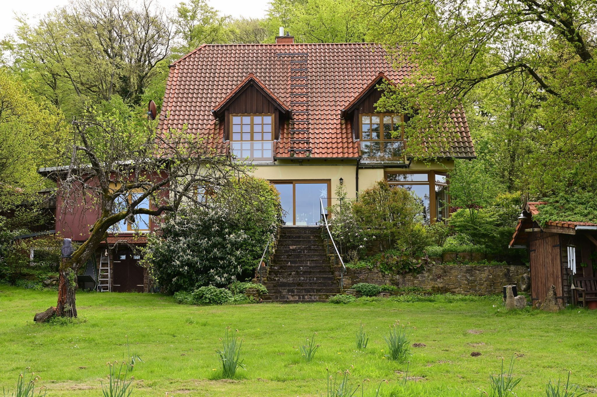 Für eine Person alleine deutlich zu groß: das Haus von Norbert Lippenmeier.